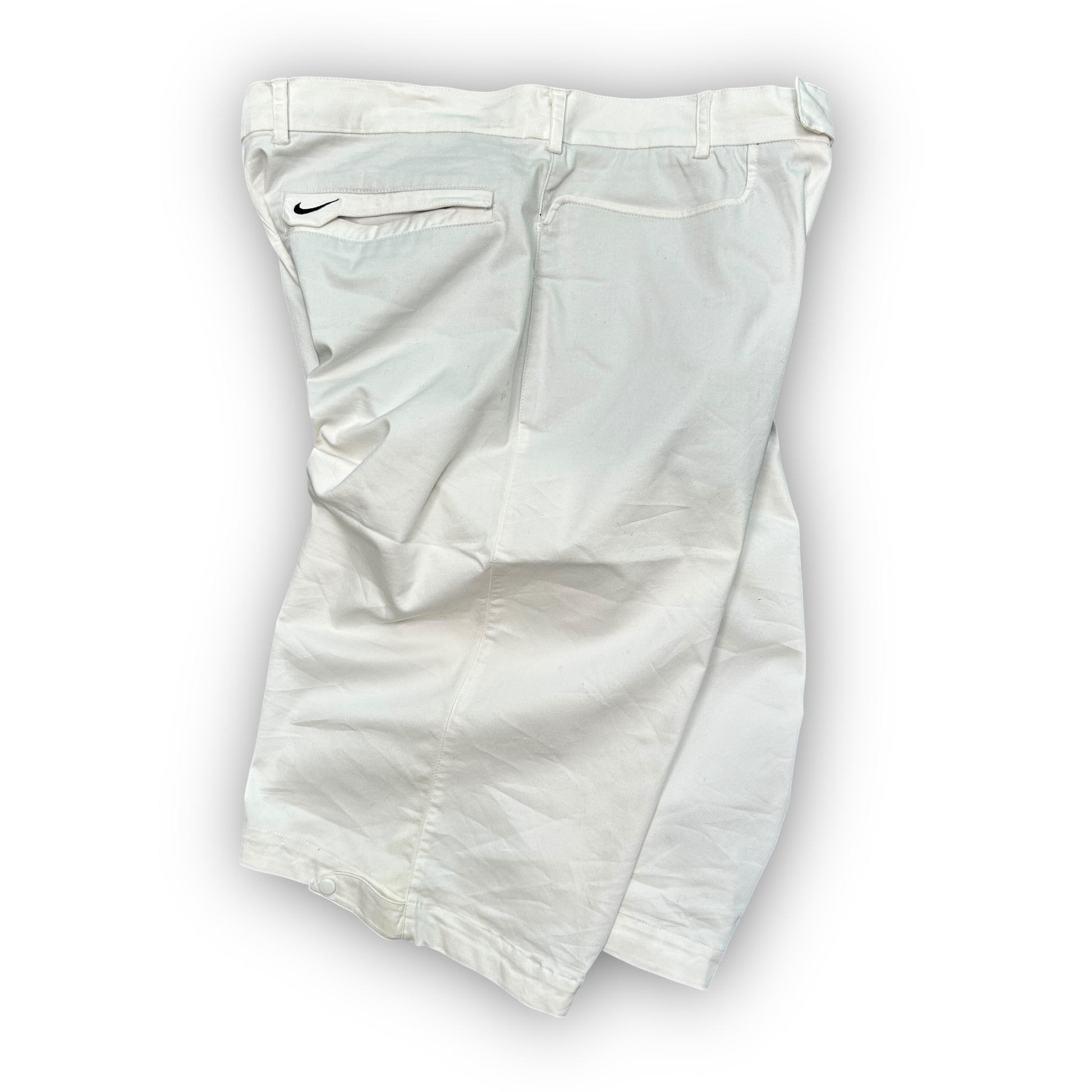 00s White Nike Golf Shorts (34")
