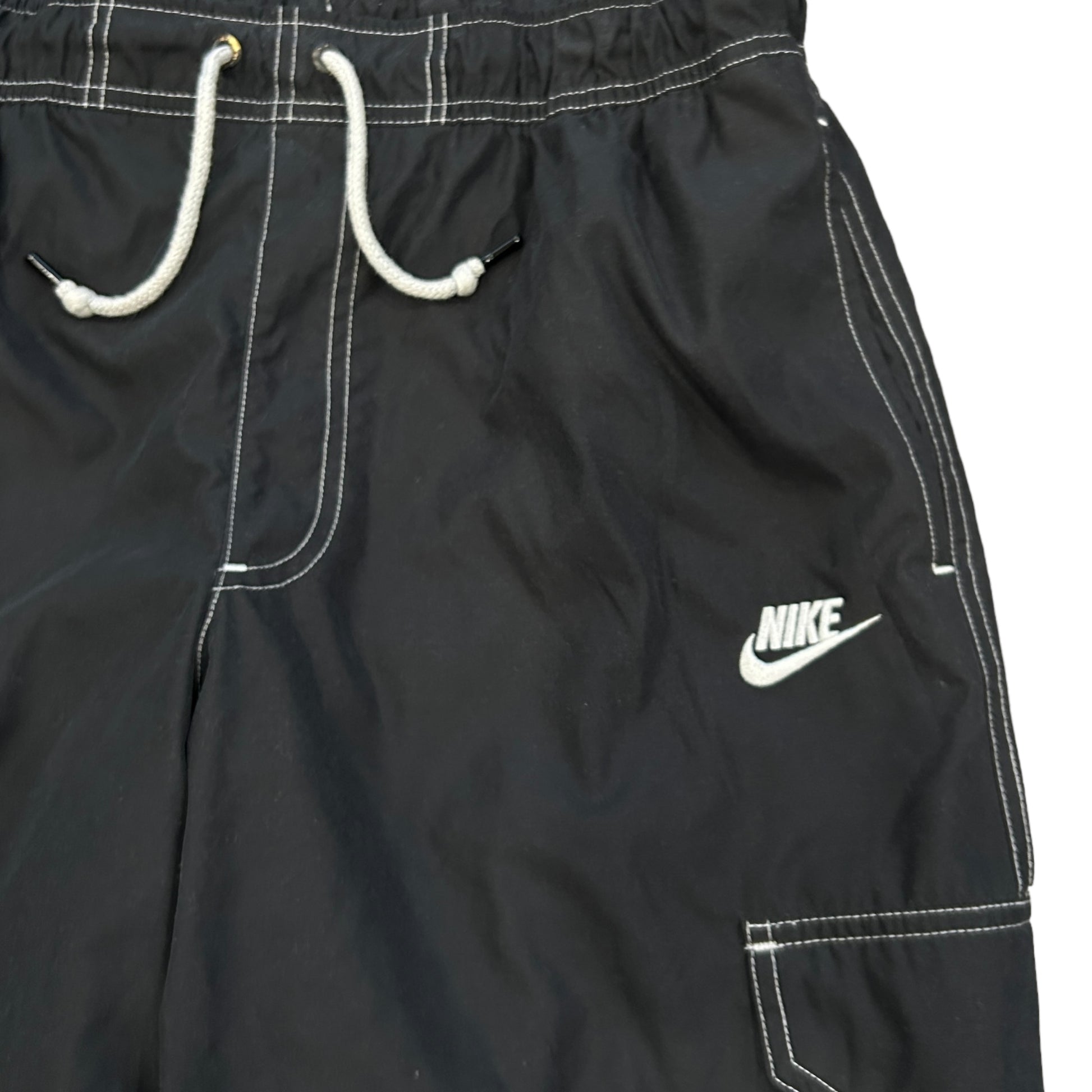 00s Black Nike Contrast Stitch Shorts
