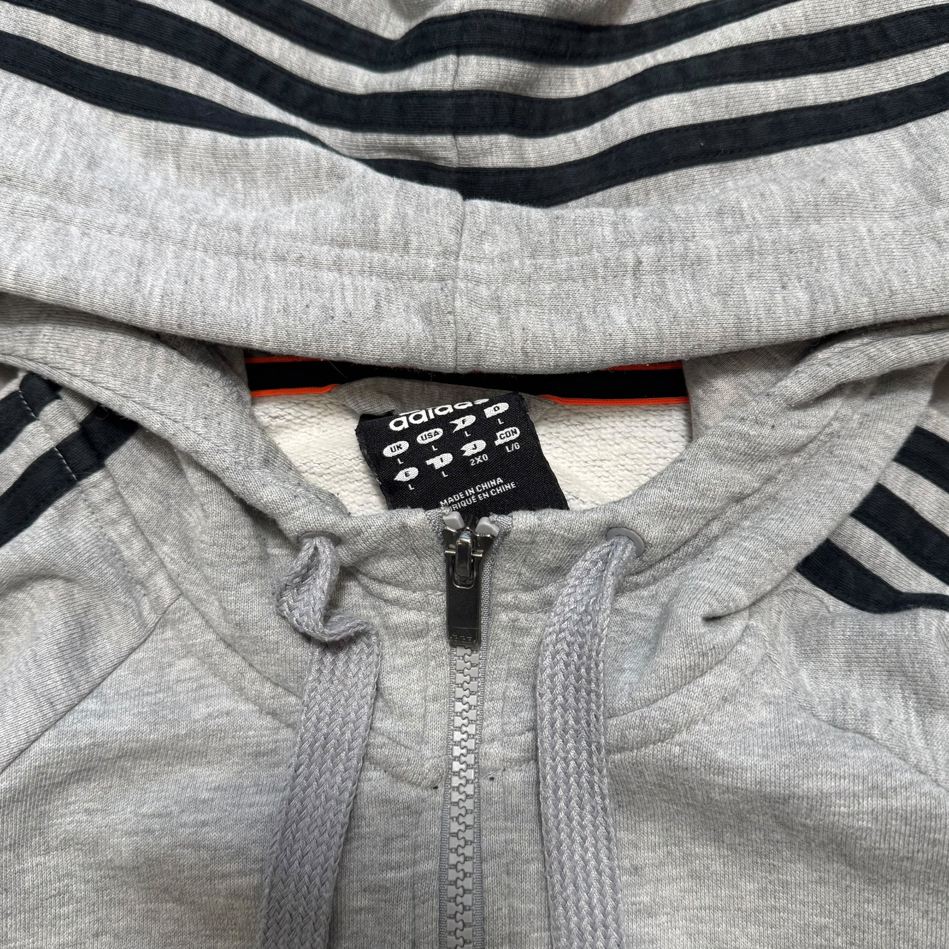 00s Adidas Essentials Hoodie (L)