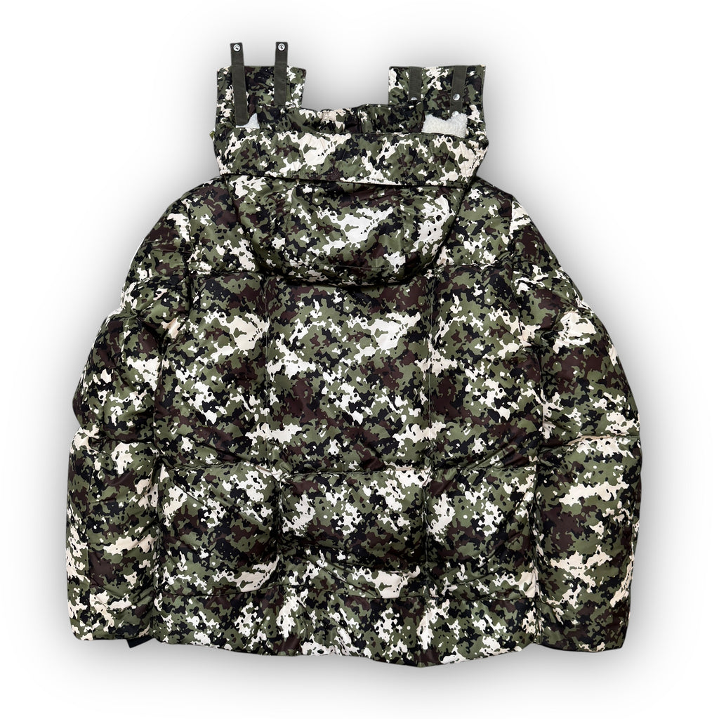 Moncler Blanc Giubbotto Camo Puffer Coat (L)