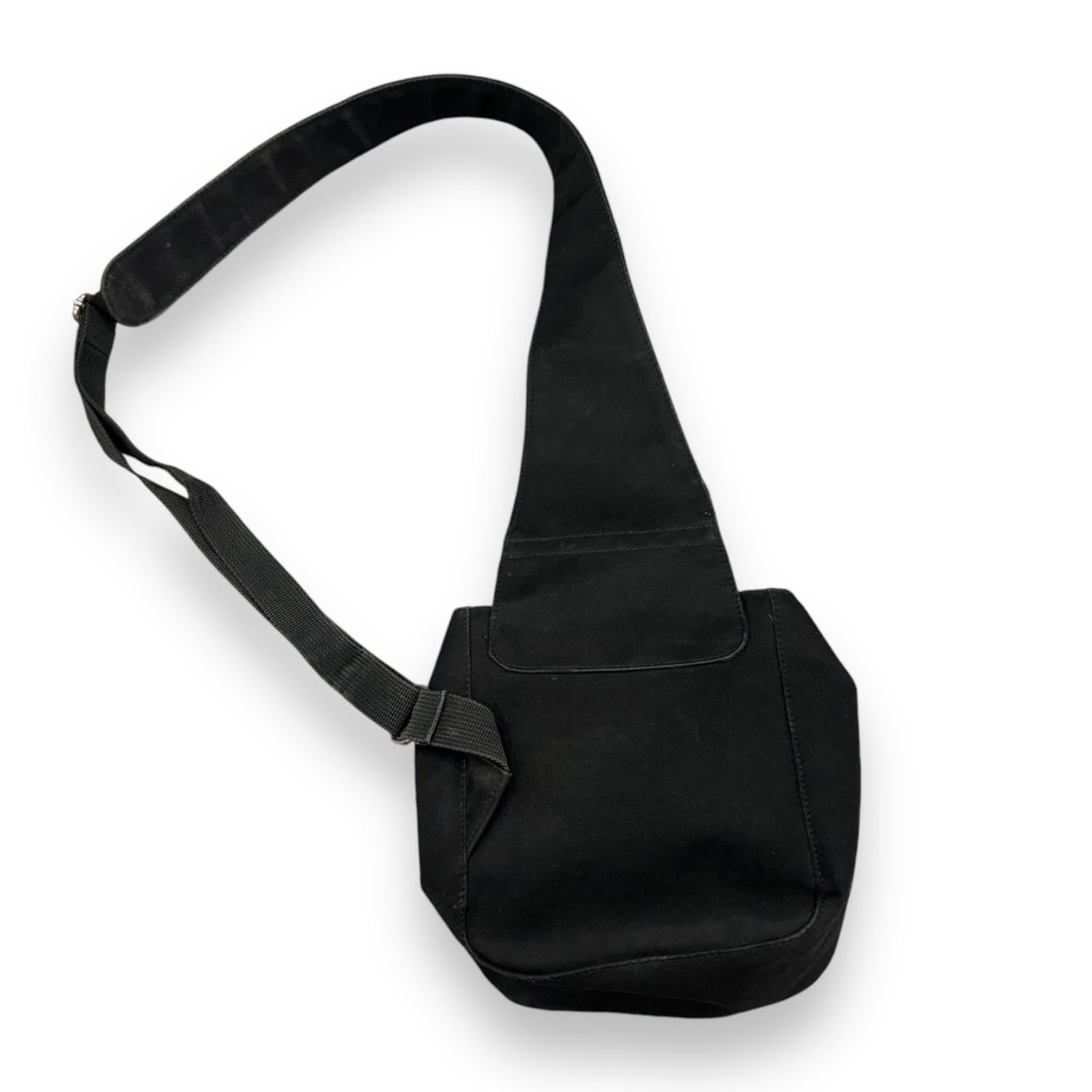 00s Nike Sling Bag