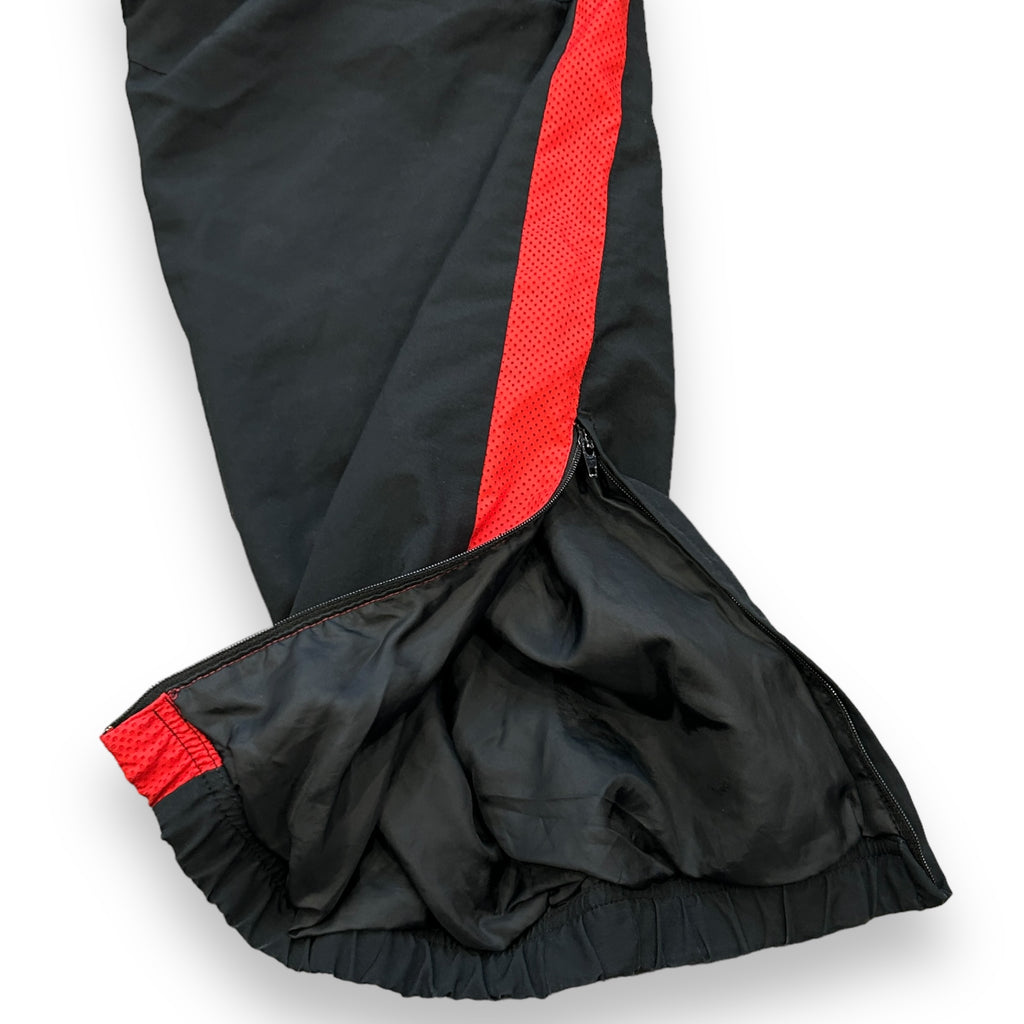 00’s Baggy Black Nike Joggers (L)