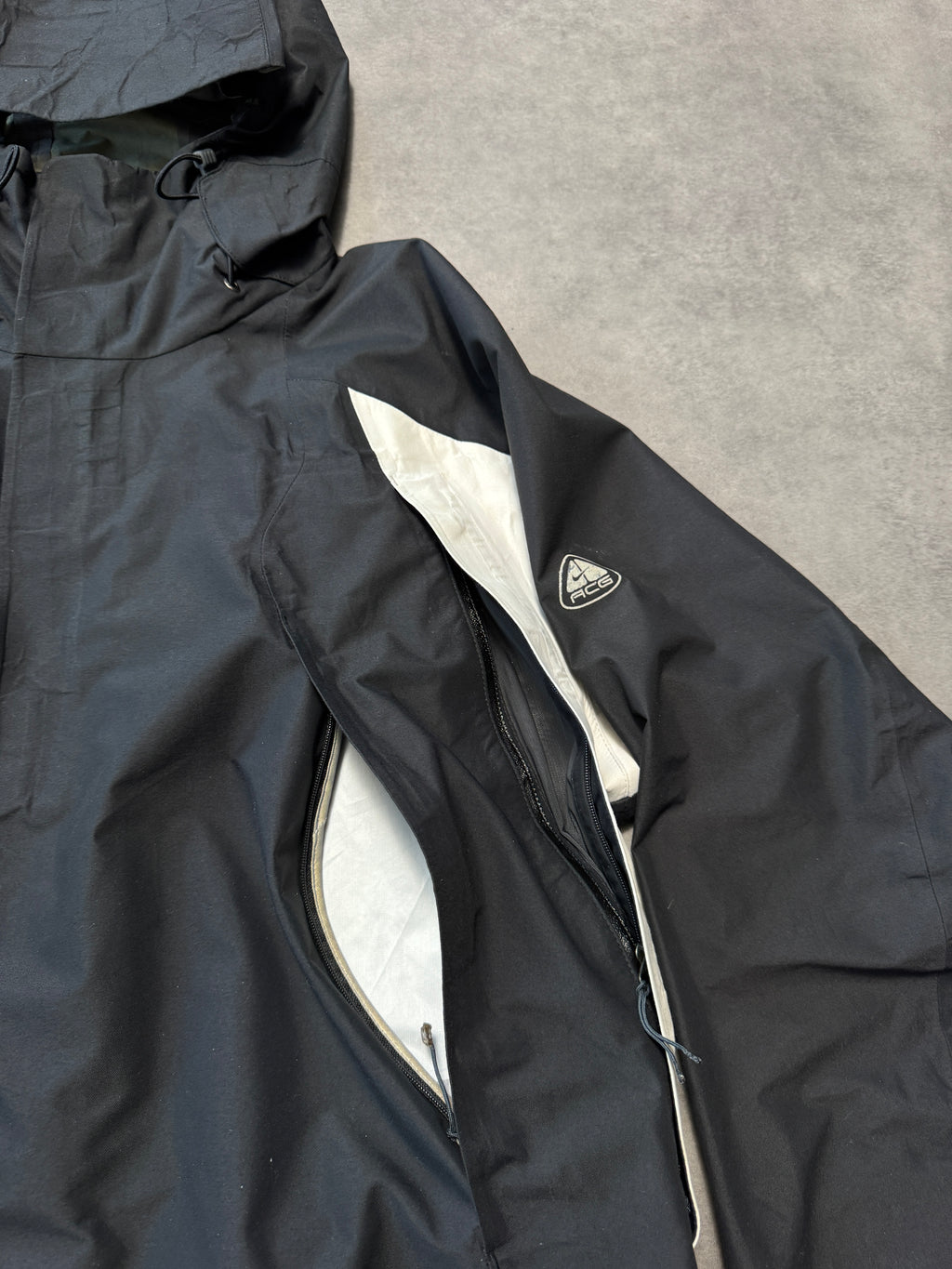 90s Nike ACG Jacket (M)