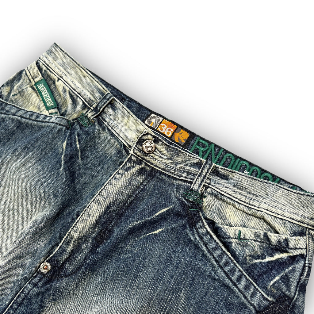 Akademiks Embroidered Jeans (36”)