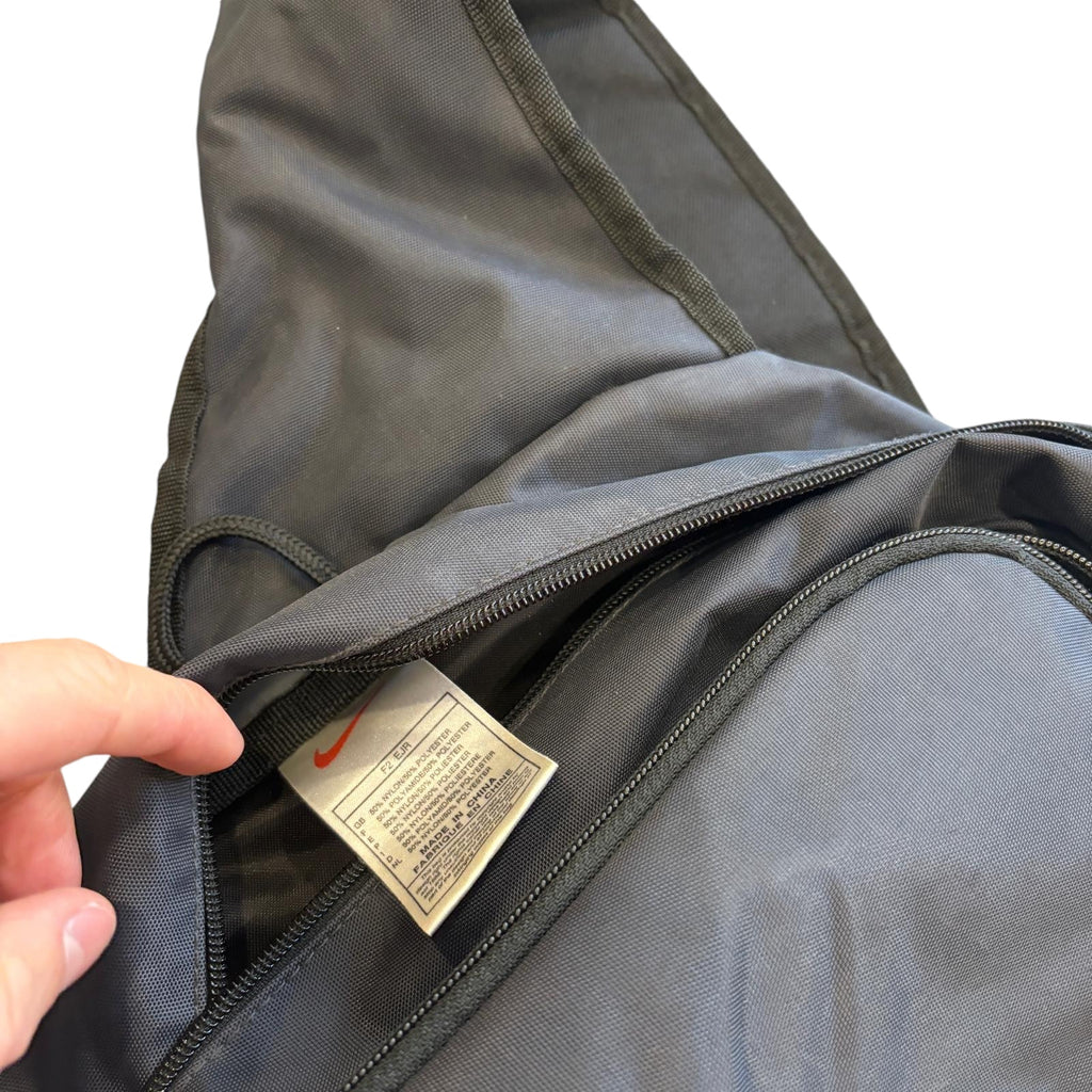 00s Black Nike Sling Bag