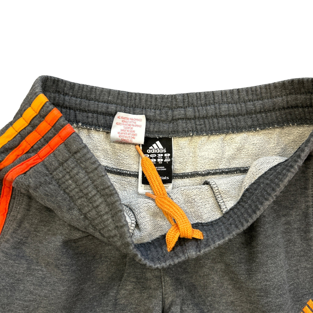 Adidas Essentials Tracksuit (XS)