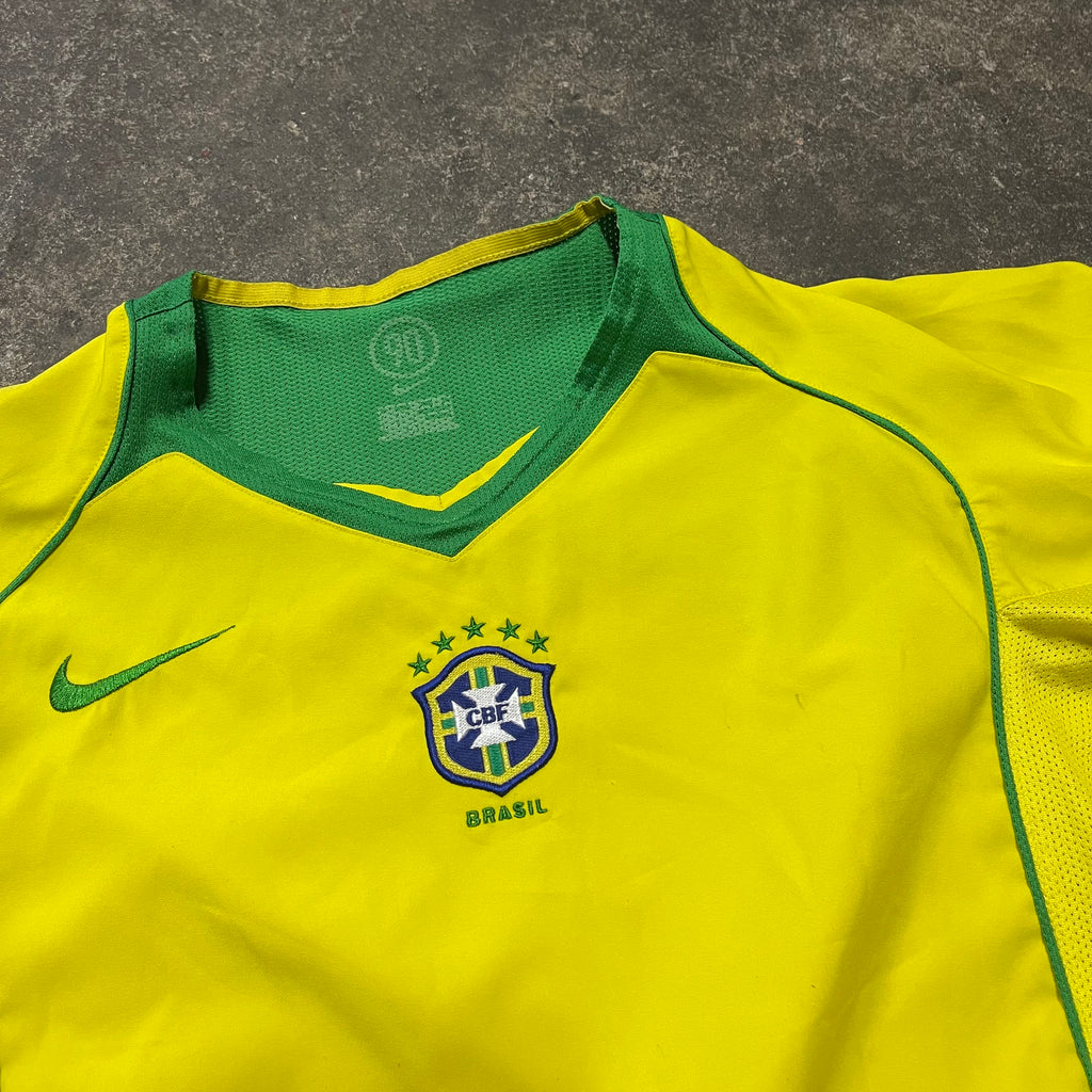 2004/05  Brazil Home Football Shirt