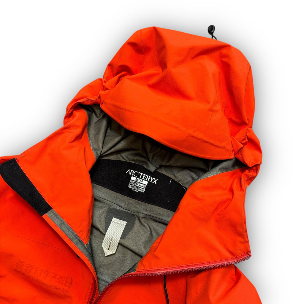 Arc’teryx Gore-tex Pro Jacket (M)