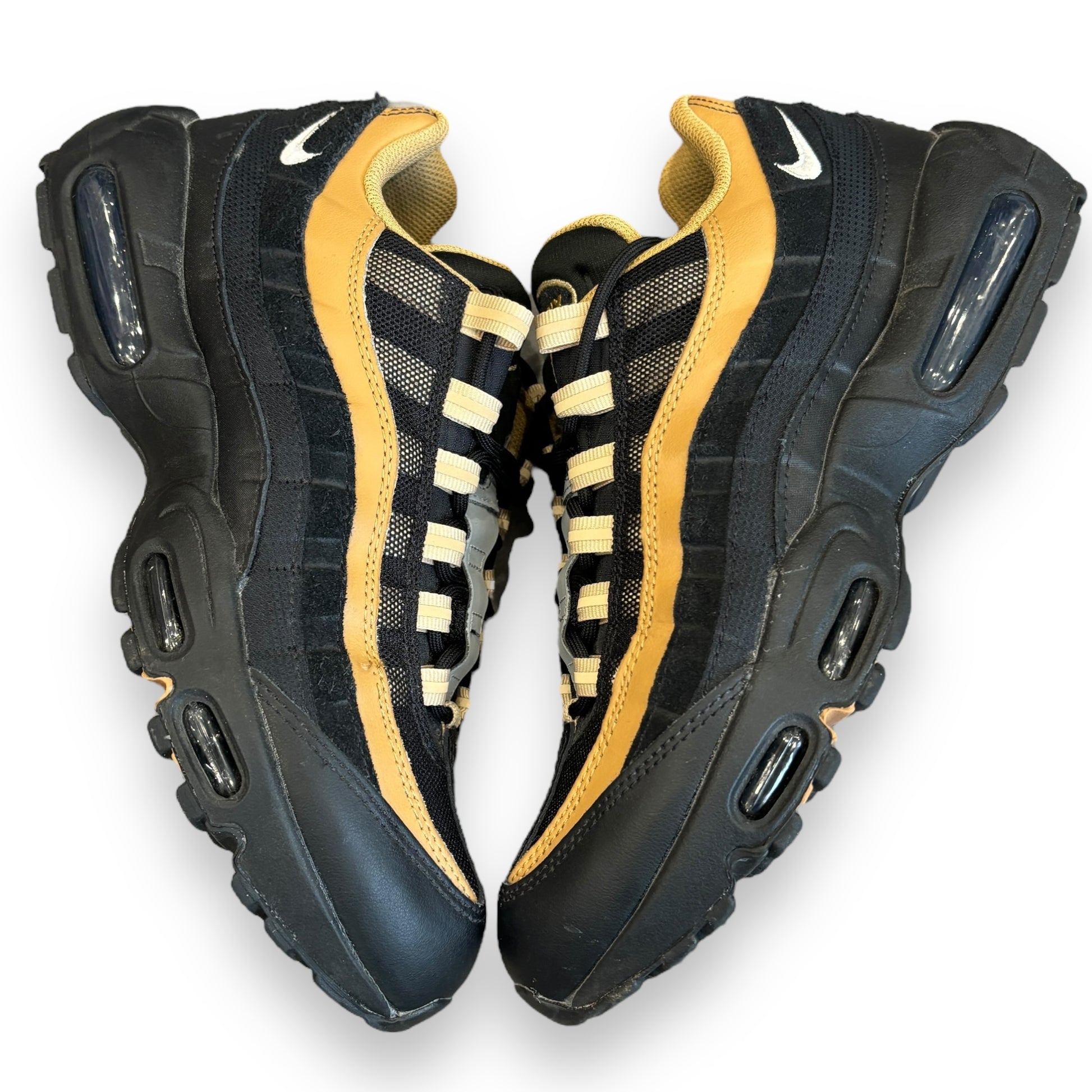 Nike Air Max 95 Black Elemental Gold (8.5uk)