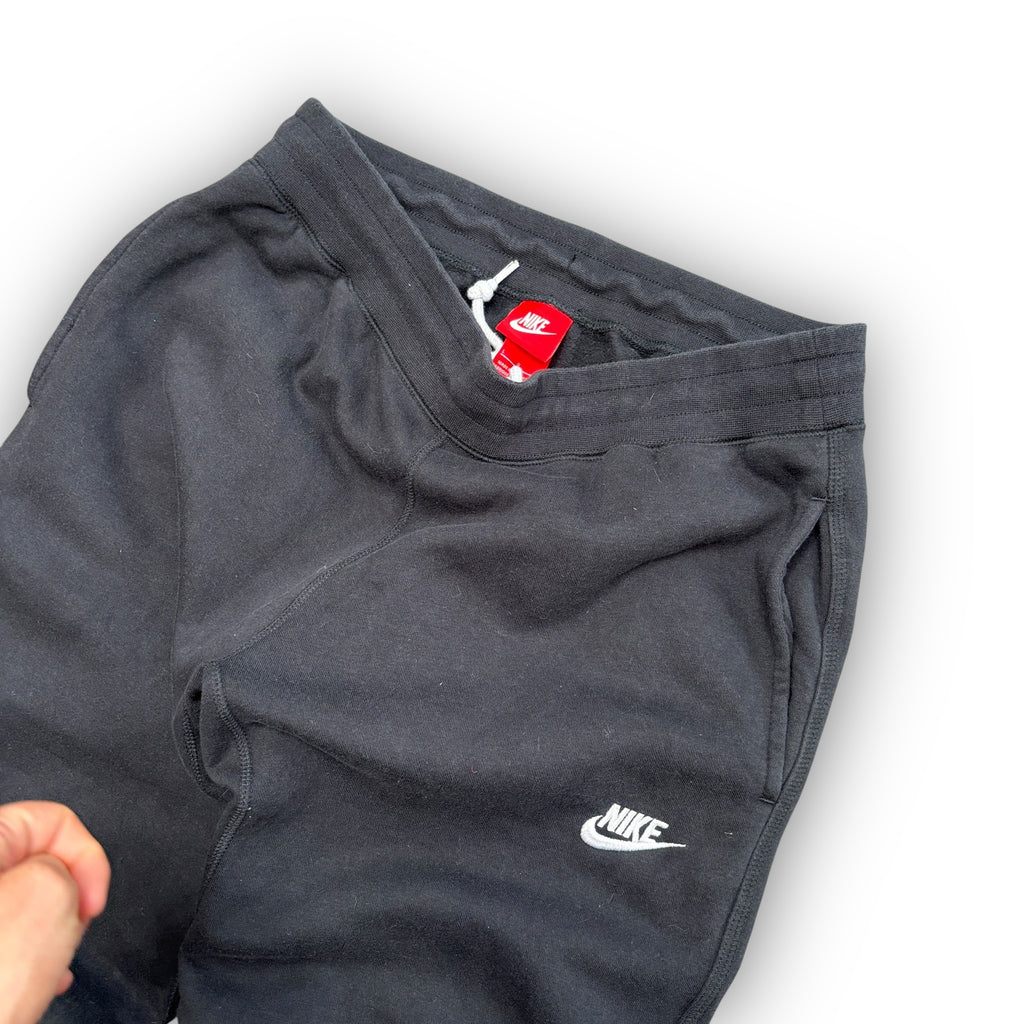 00s Black Nike Joggers (L)