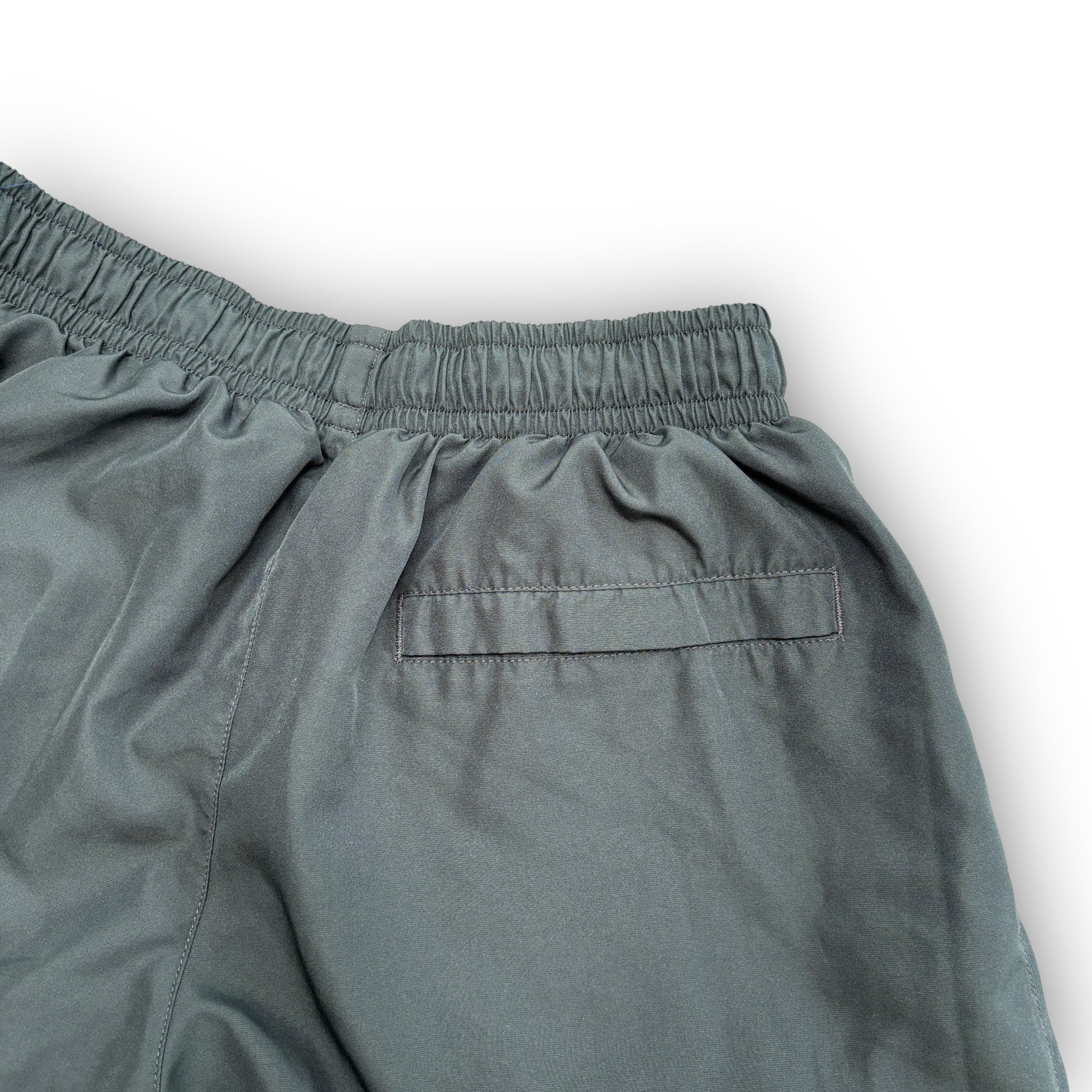 00s Black Nike Joggers (L)