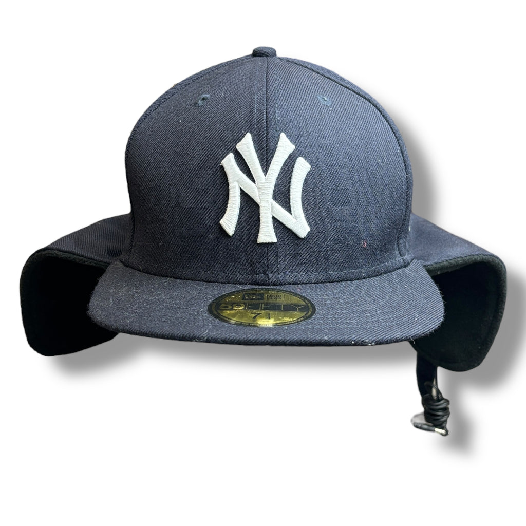New Era Built-in Headphone Dog Ear Fitted Cap (7 1/4)