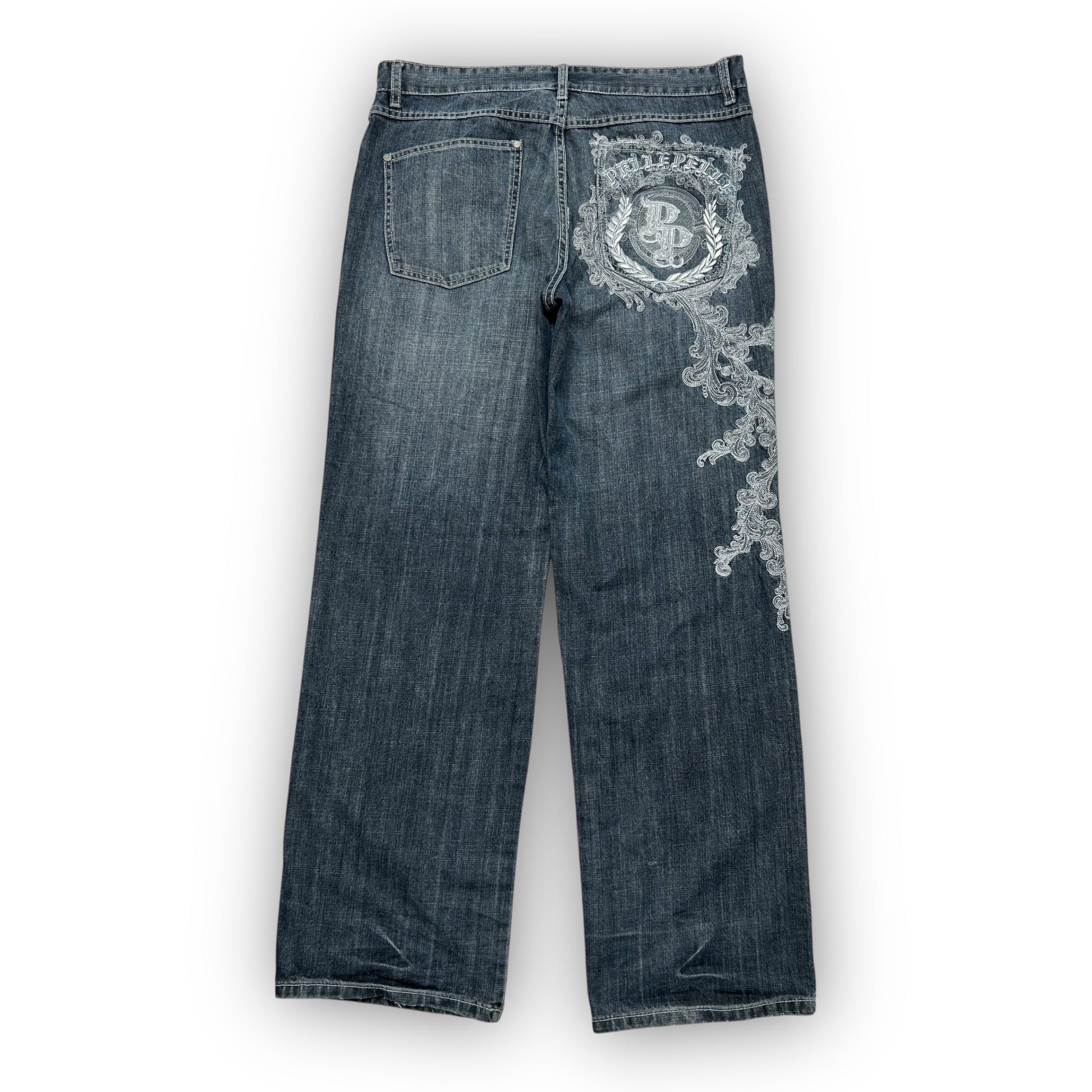 00s Pelle Pelle Embroidered Jeans (36”)