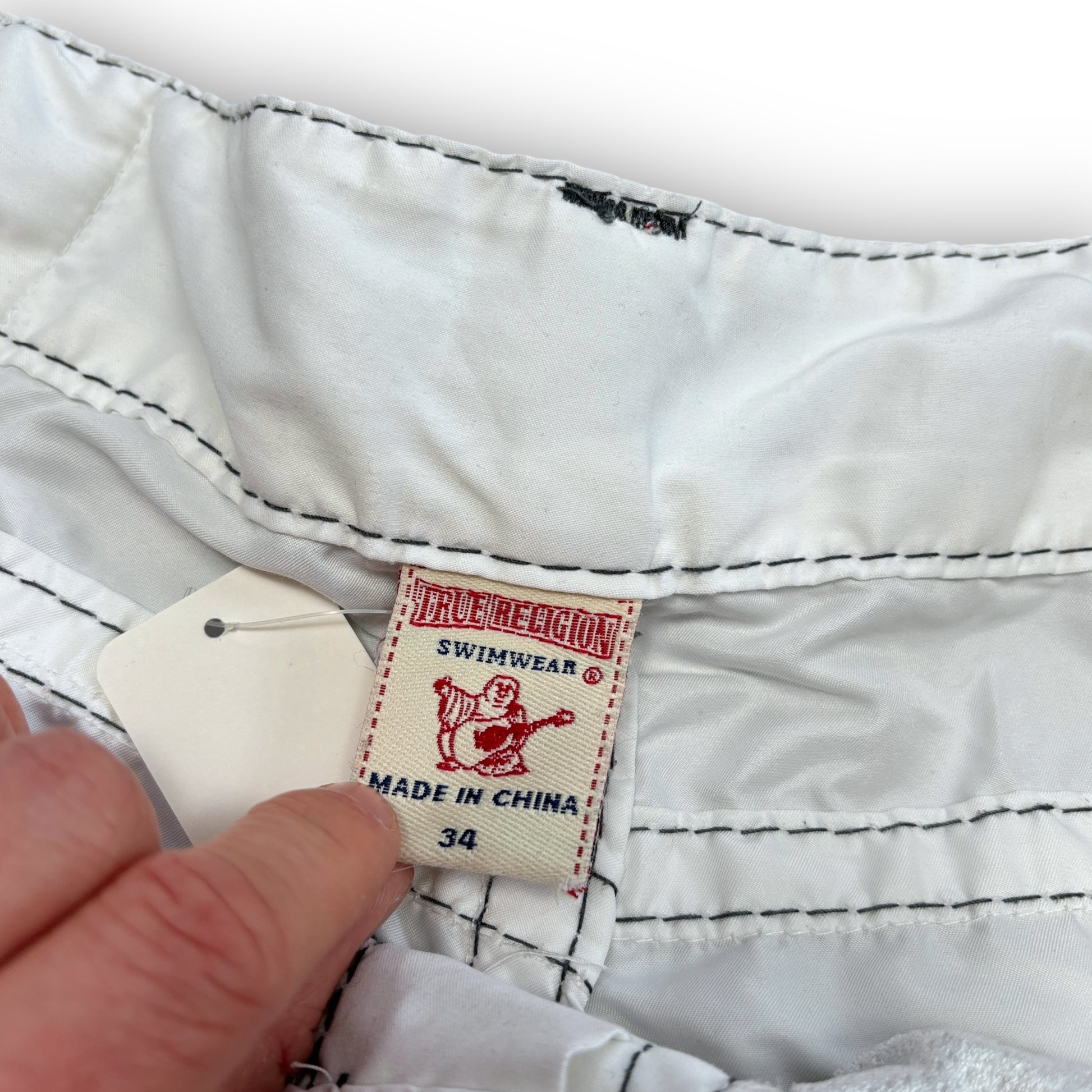 00s True Religion Contrast Stitch Shorts (34")