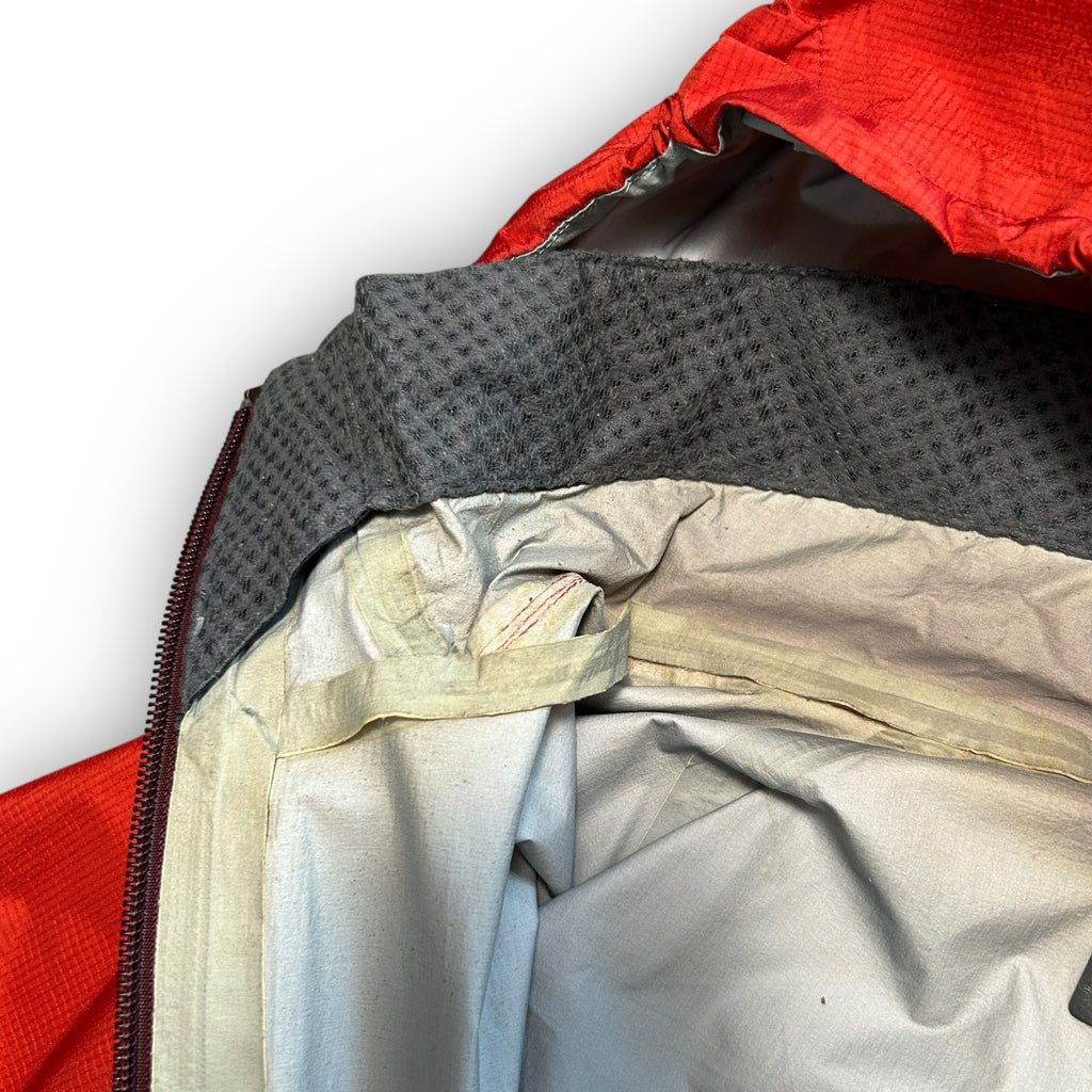 Montbell Gore-tex Shell Jacket (M)