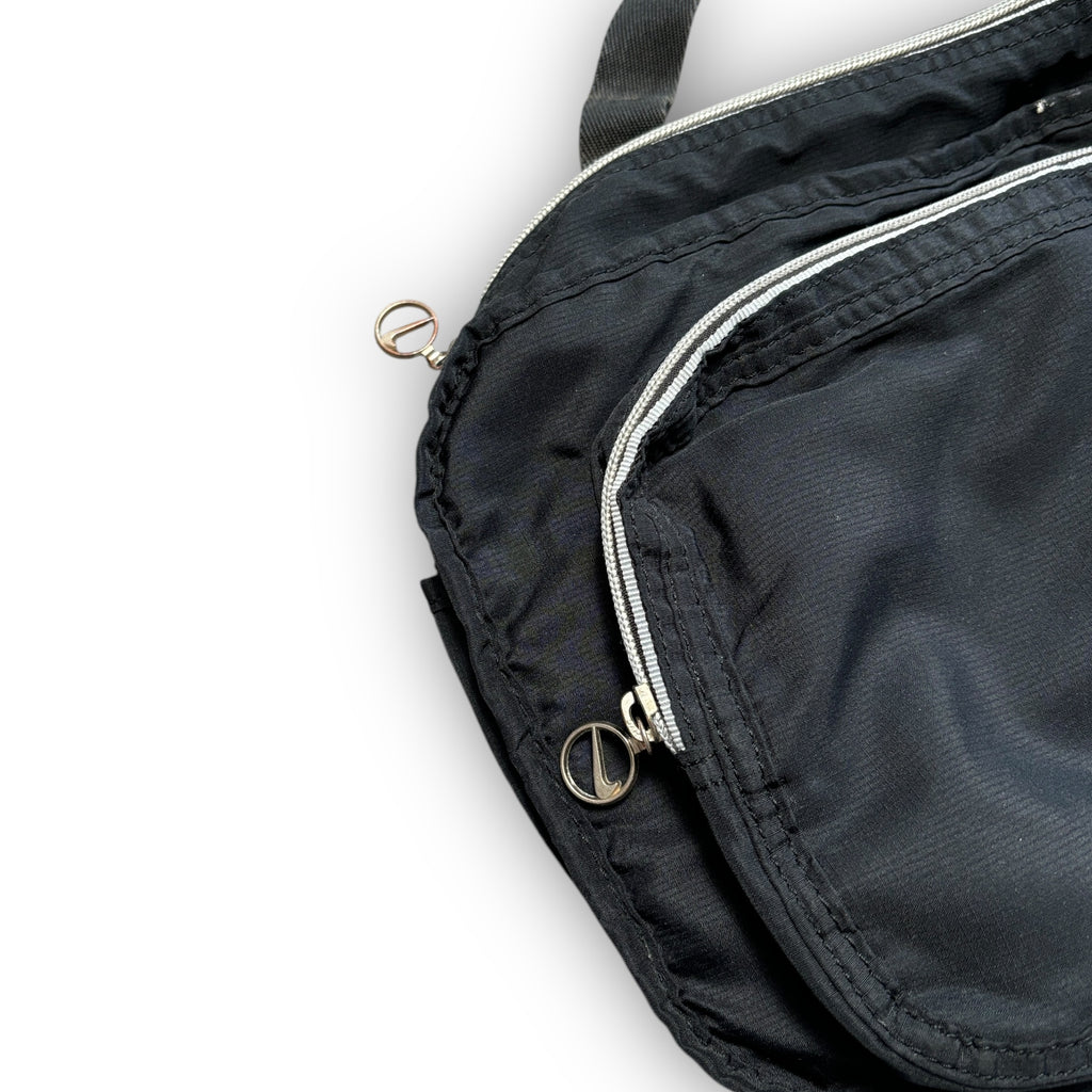 00s Nike Side Bag