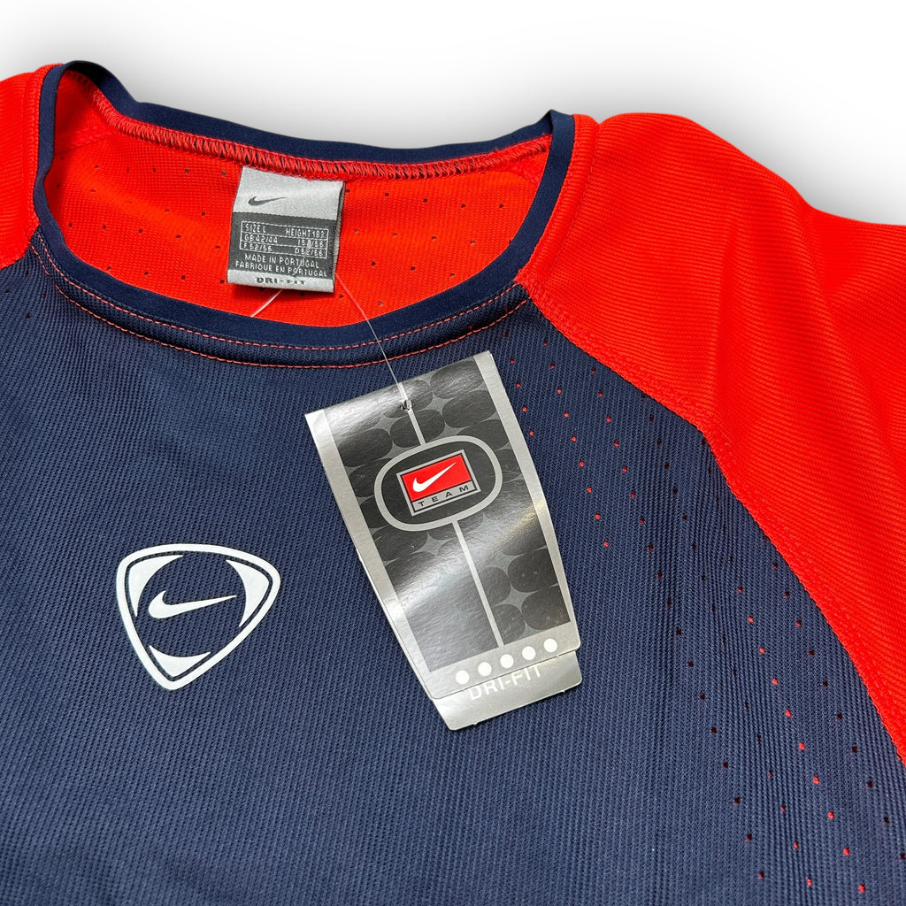 00s Deadstock Nike Shield T-Shirt (L)