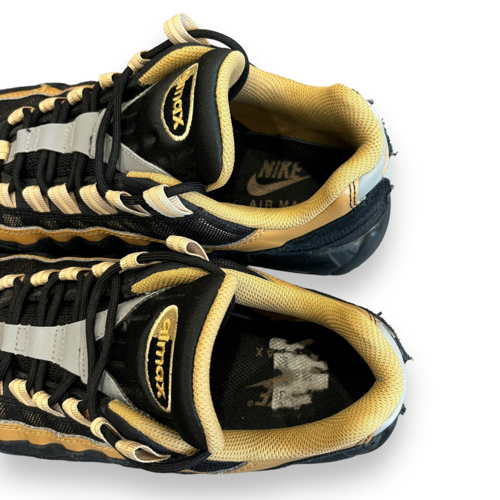 Nike Air Max 95 Black Elemental Gold (8.5uk)