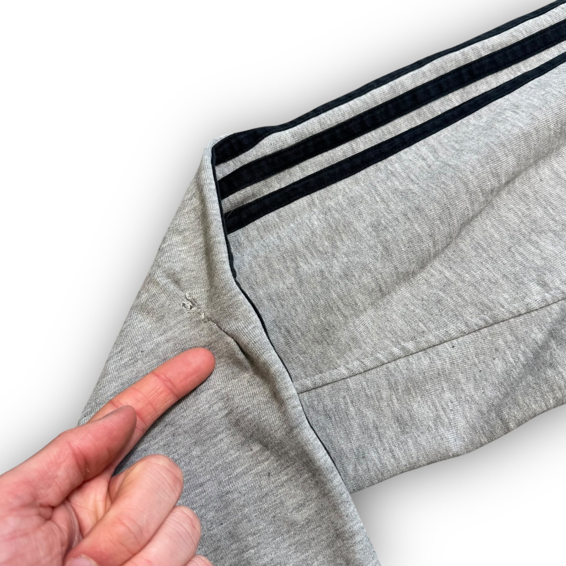 00s Adidas Essentials Hoodie (L)