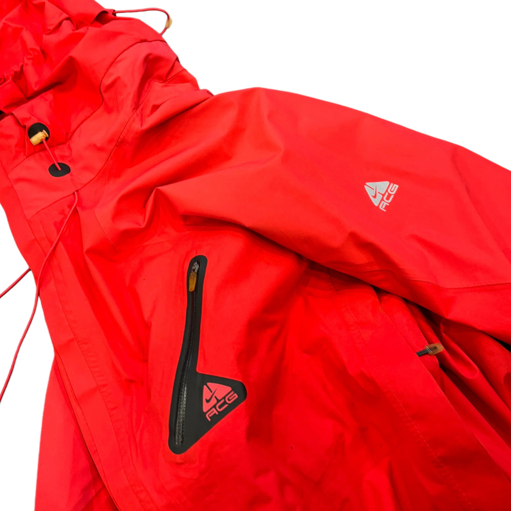 00's ACG Red Gore-Tex Jacket (L)