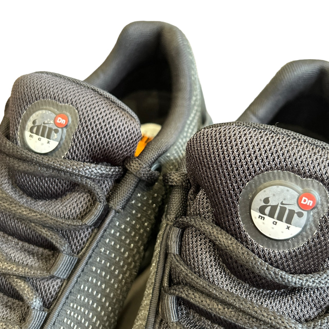 Black Nike Air Max Dn (9uk)