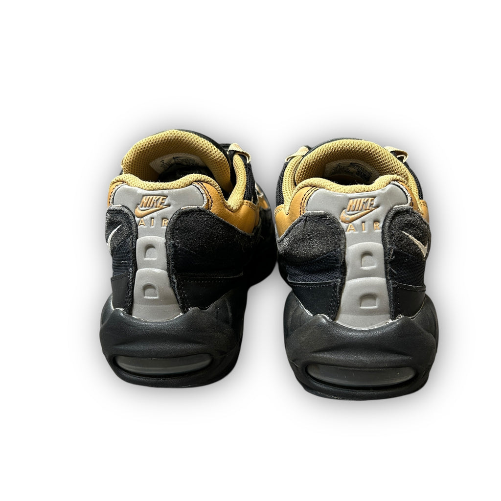 Nike Air Max 95 Black Elemental Gold (8UK)