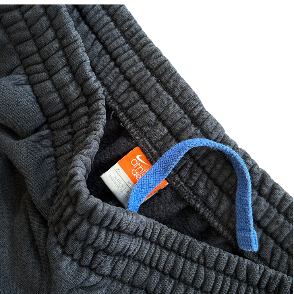 00s Black Nike Baggy Joggers (XL)