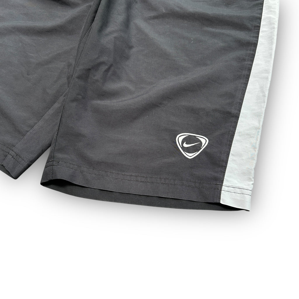00s Nike Shield Shorts (M)
