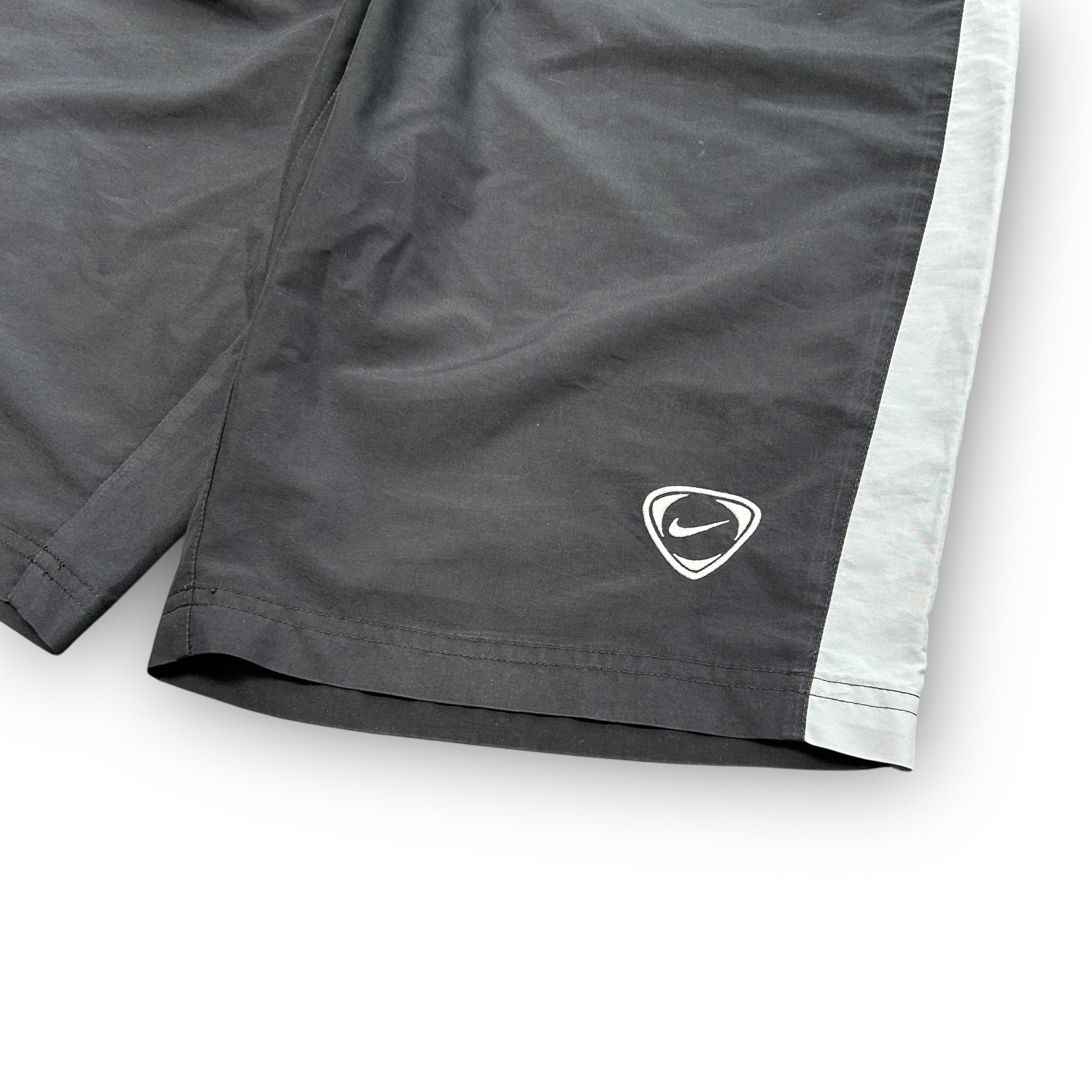 00s Nike Shield Shorts (M)