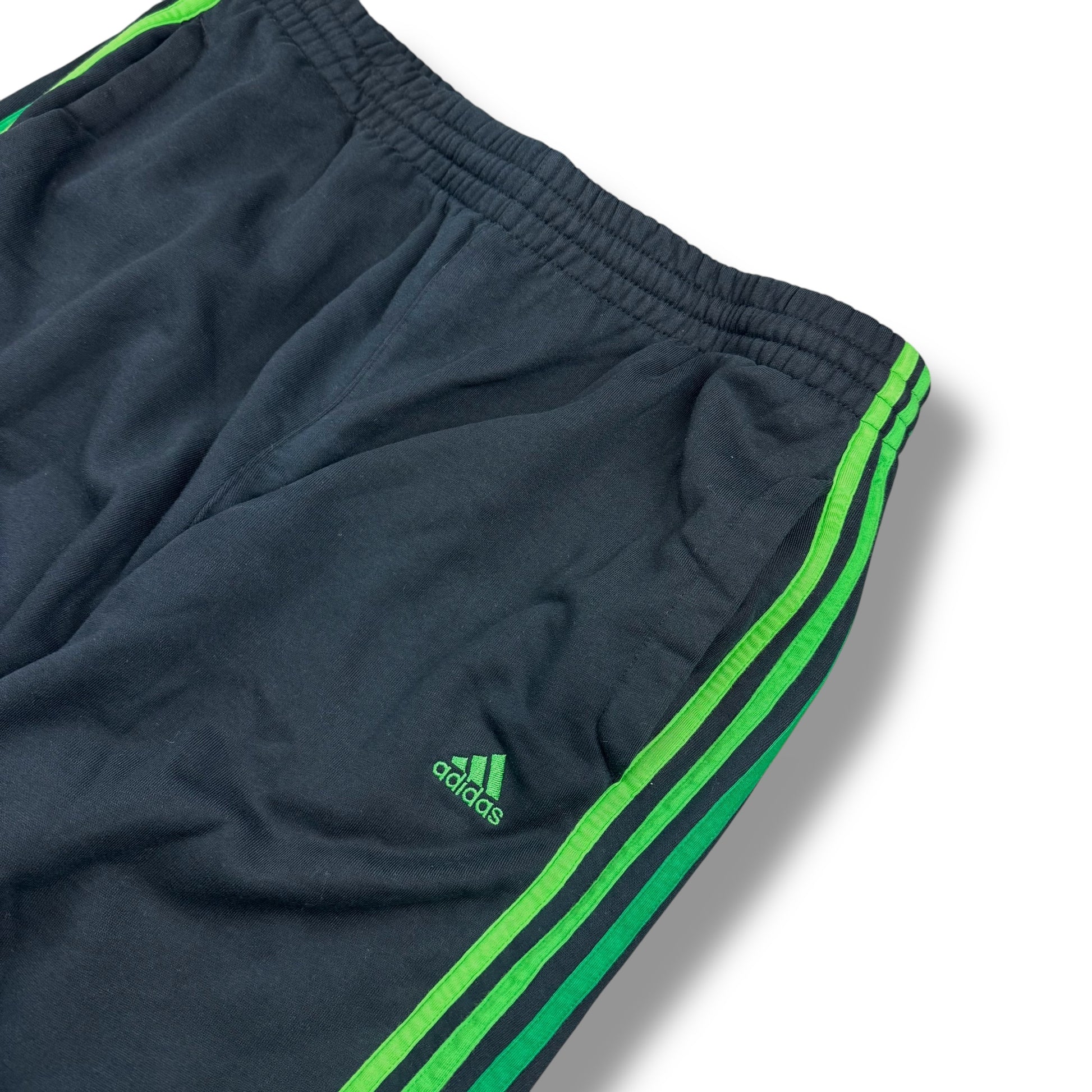00s Adidas Essential Baggy Joggers (XL)