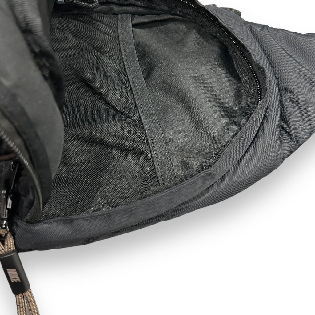 Nike Sportswear Sling Bag
