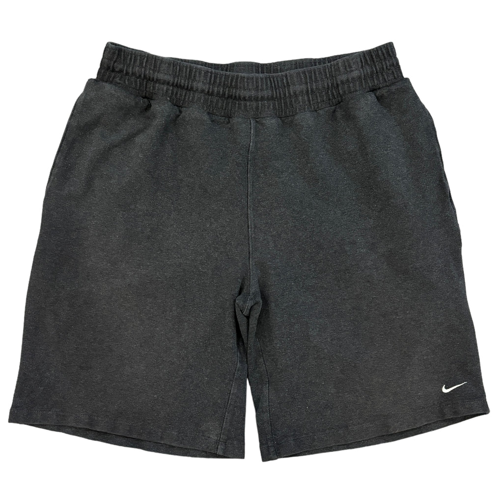 00's Grey Nike Shorts (XL)