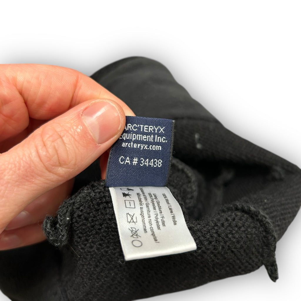 Black Arc'teryx Skully Beanie