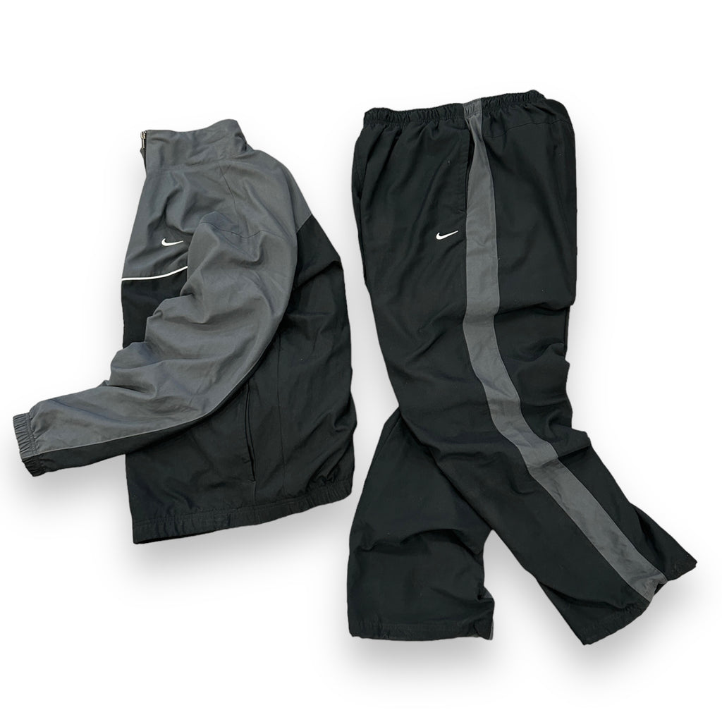 00's Baggy Full Nike Tracksuit (XL)