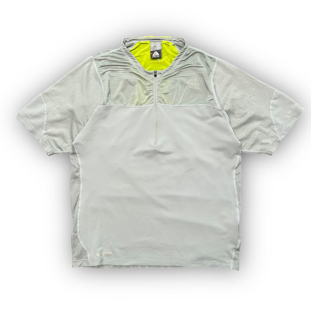00s Nike ACG Mesh T-Shirt (L)