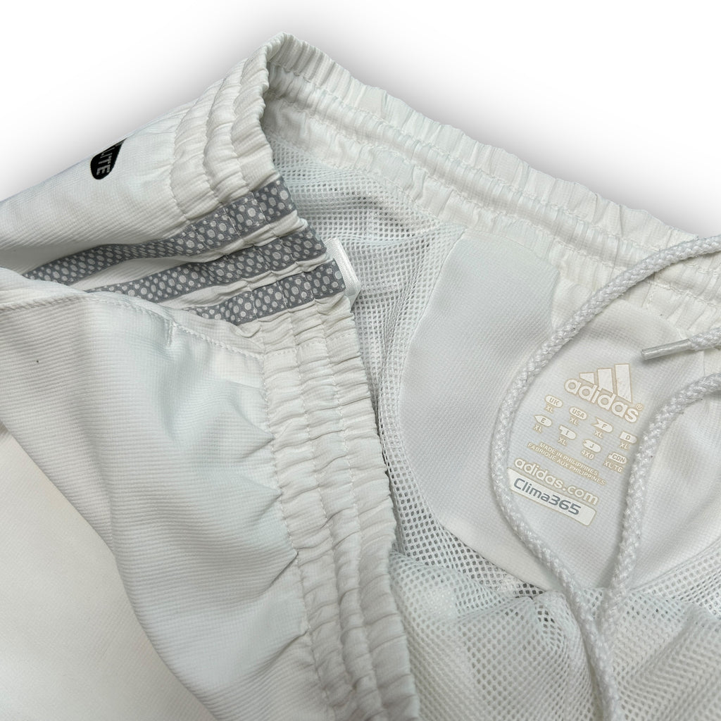 00s White Adidas Shorts (XL)