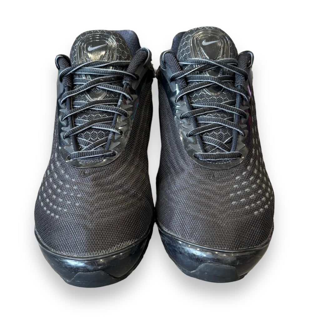 Black Nike Air Max Deluxe (9uk)