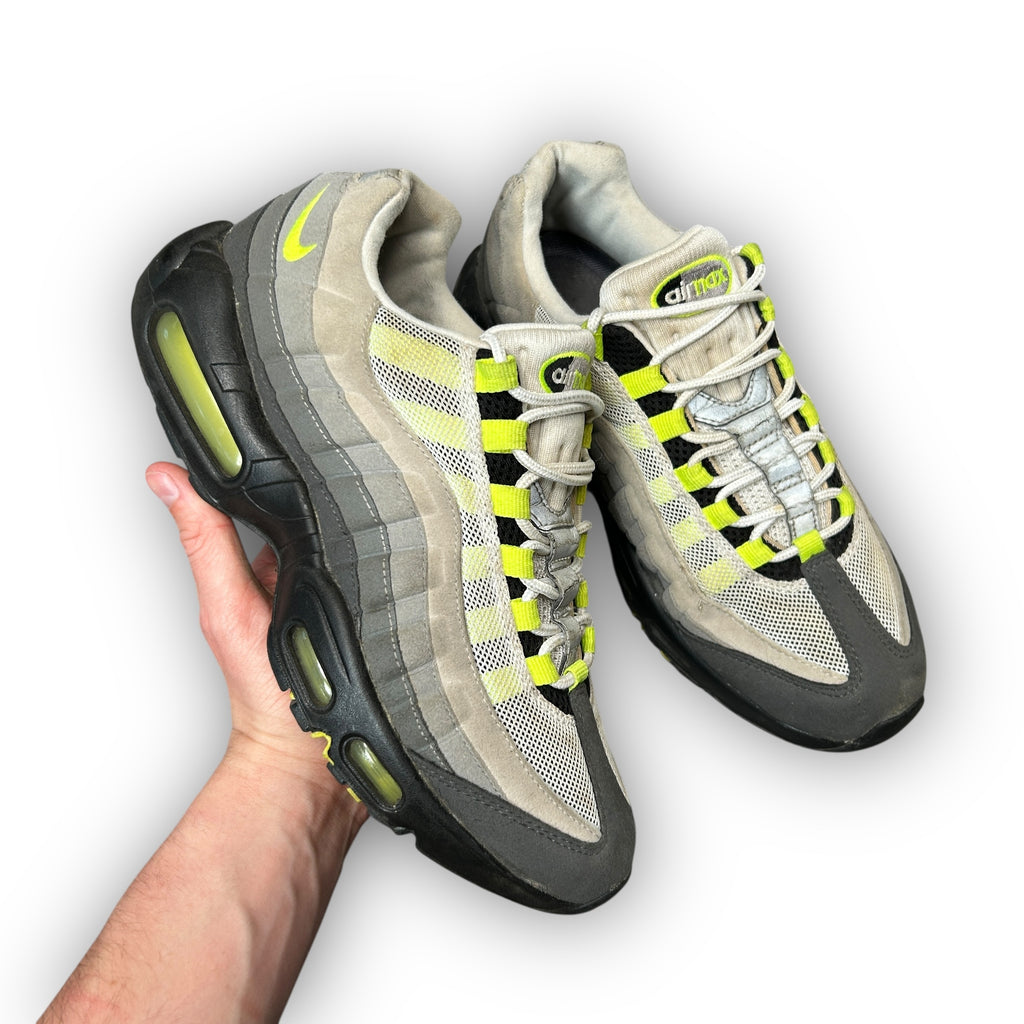 2015 Nike Air Max 95 OG Neon (7.5UK)