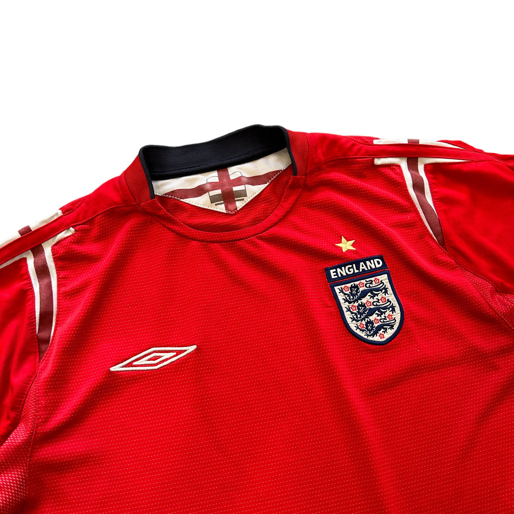 2004-06 England Away Shirt (M)