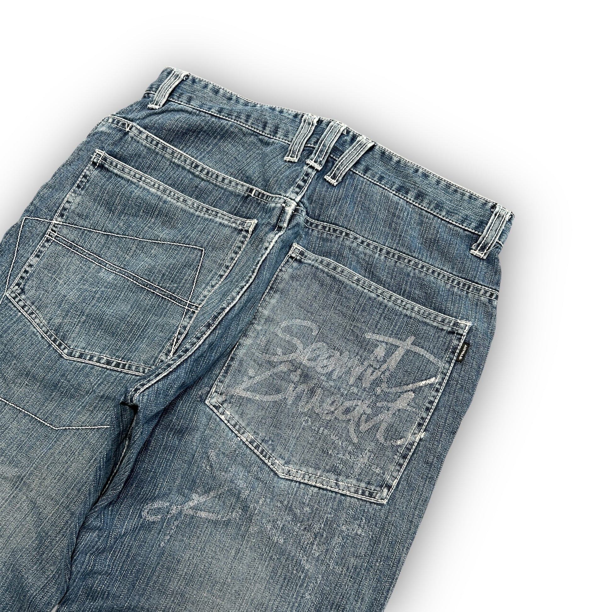 Airwalk Archive Graphic Baggy Jeans (30")