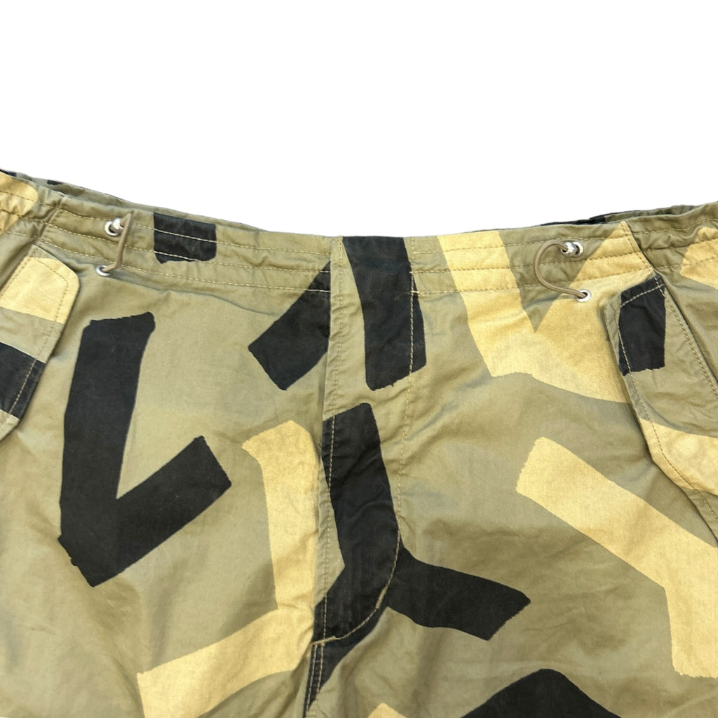00s G-Star Baggy Camo Shorts (32")