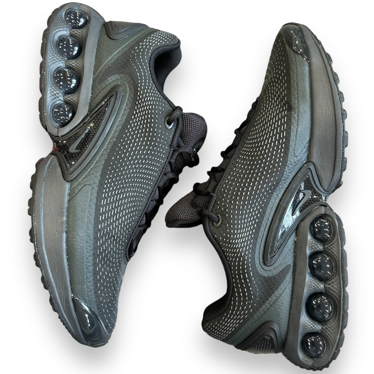 Black Nike Air Max Dn (9uk)