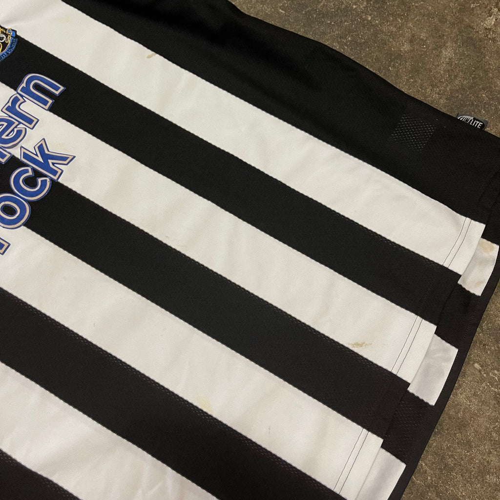 2003/05 Newcastle Home Football Shirt (#9 SHEARER)