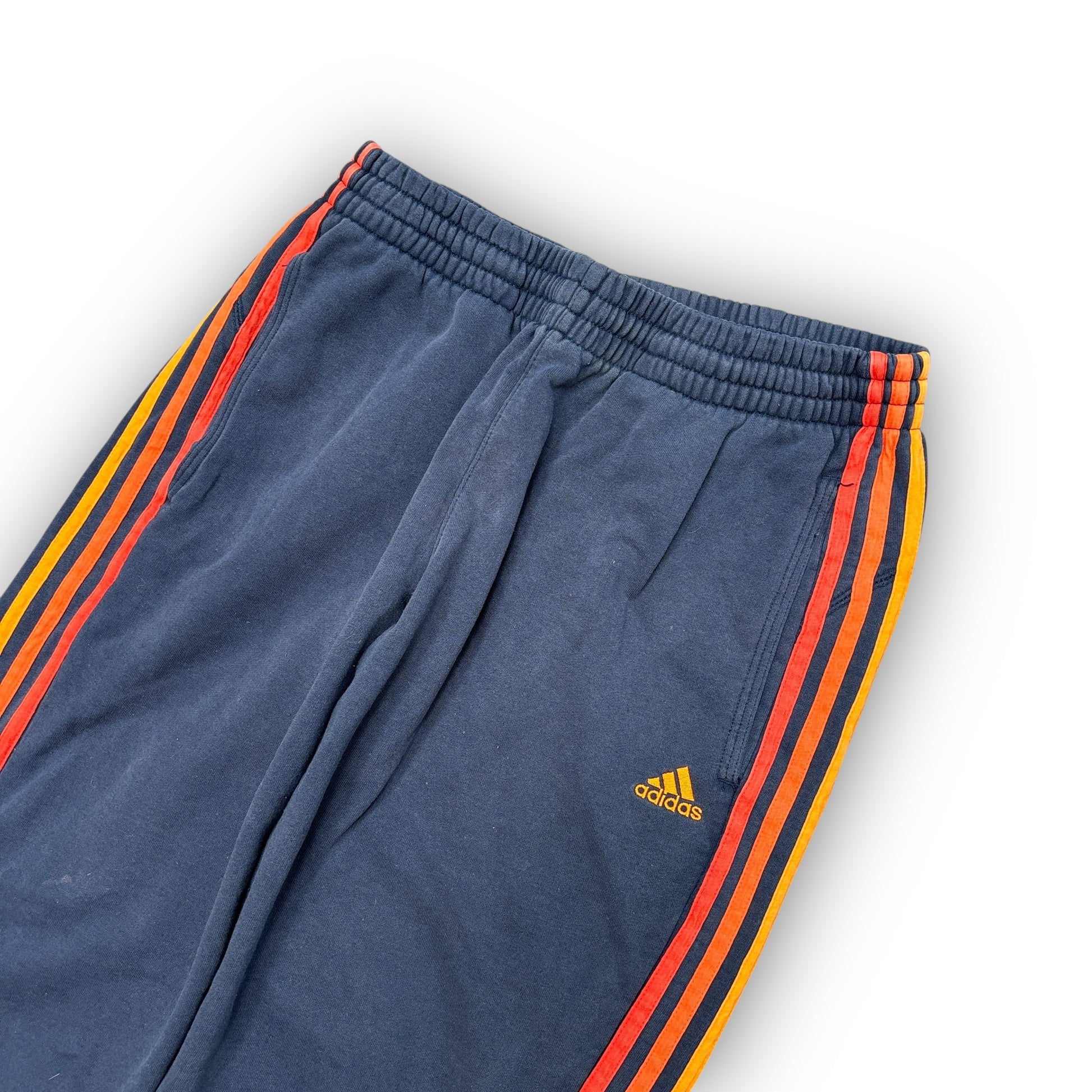 00s Adidas Essentials Tracksuit (M/L)