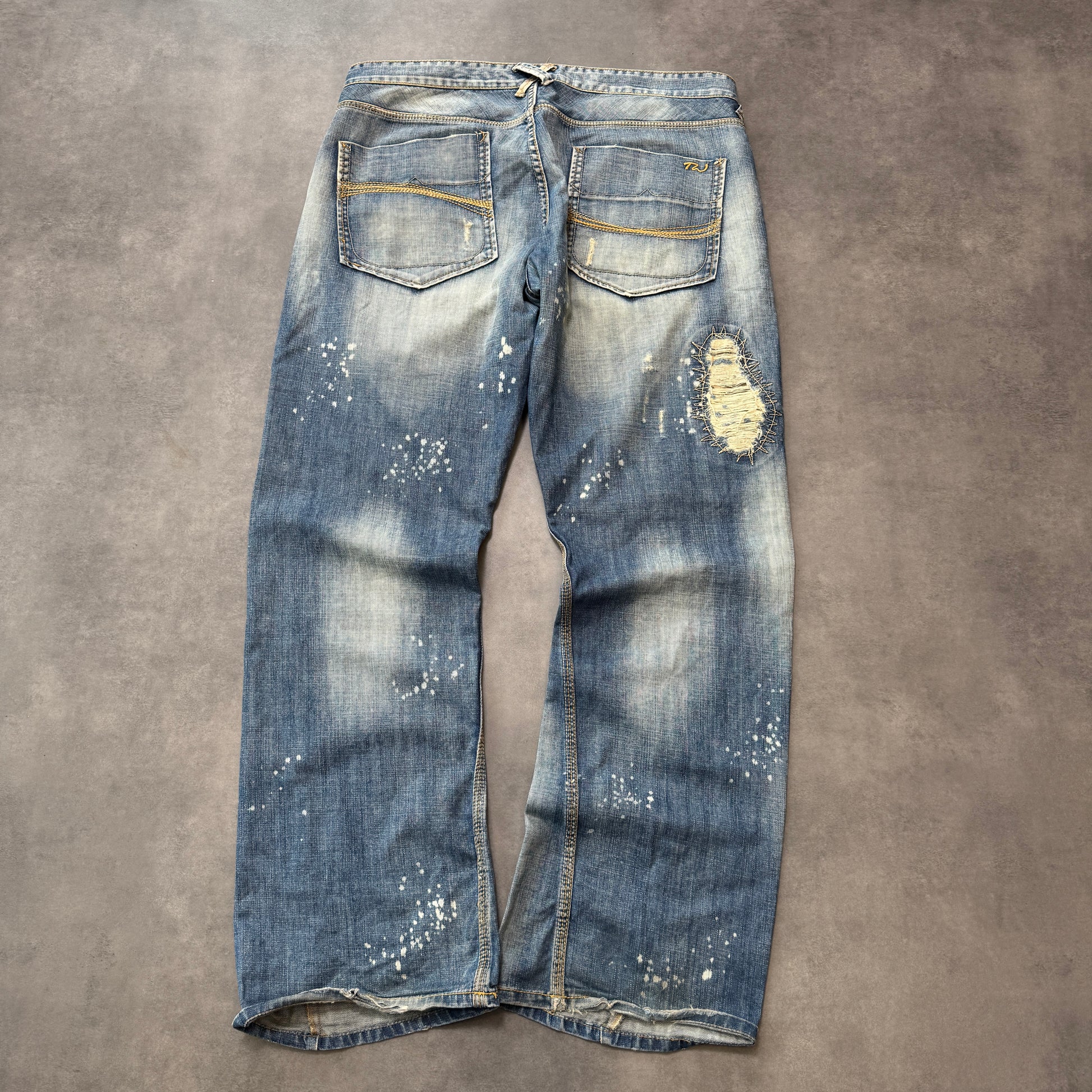 Distressed Denim Jeans (36")
