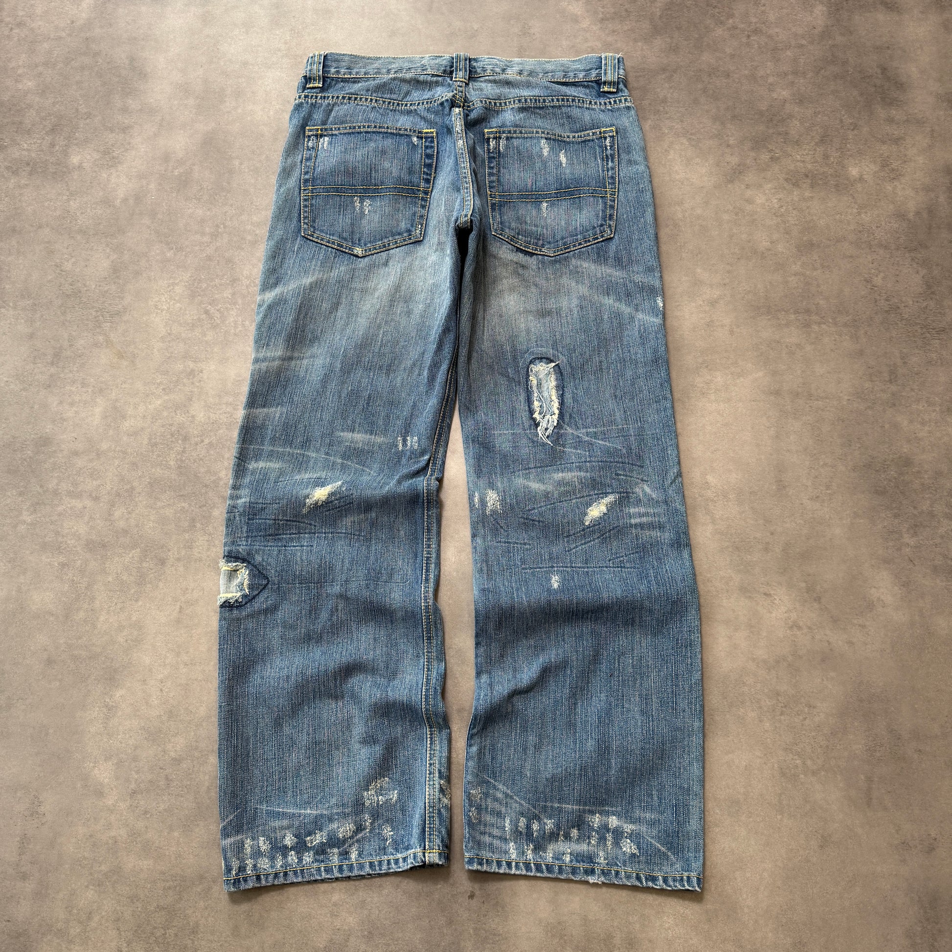 Distressed Denim Jeans (32")