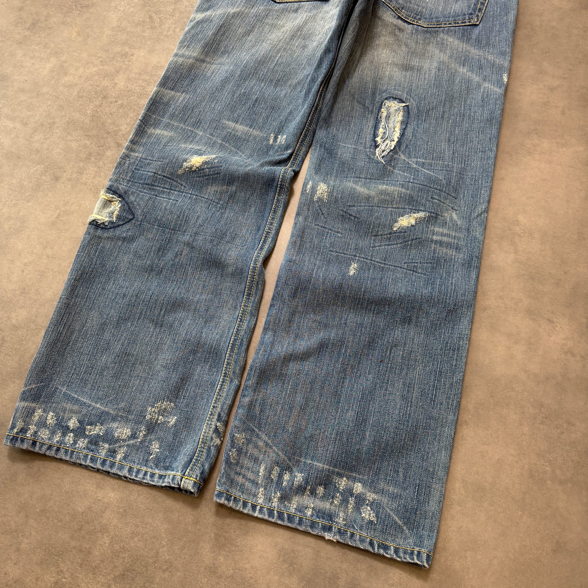 Distressed Denim Jeans (36")