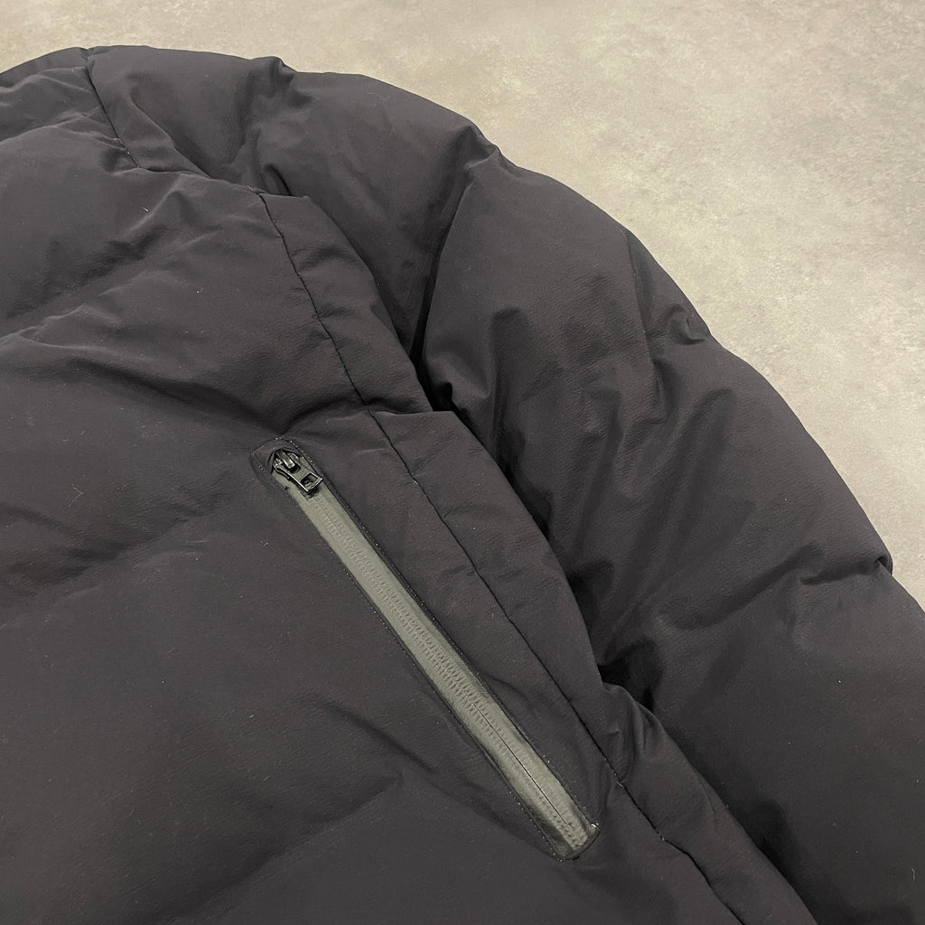 Black Uniqlo Seamless Down Puffer