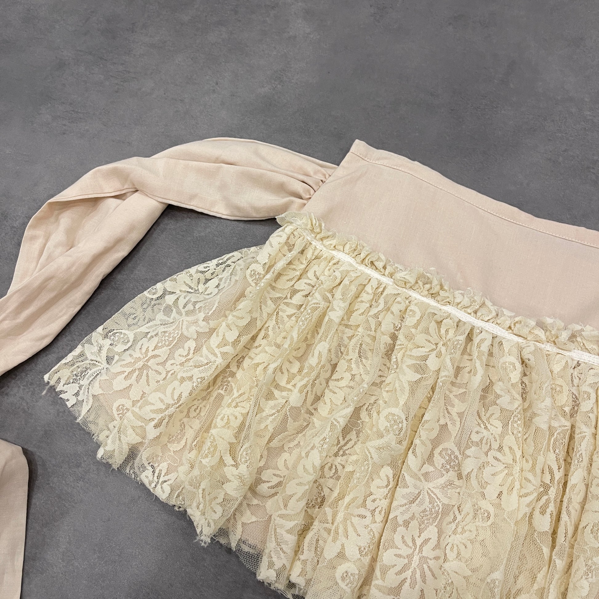 Y2K Morgan De Toi Lace RaRa Skirt
