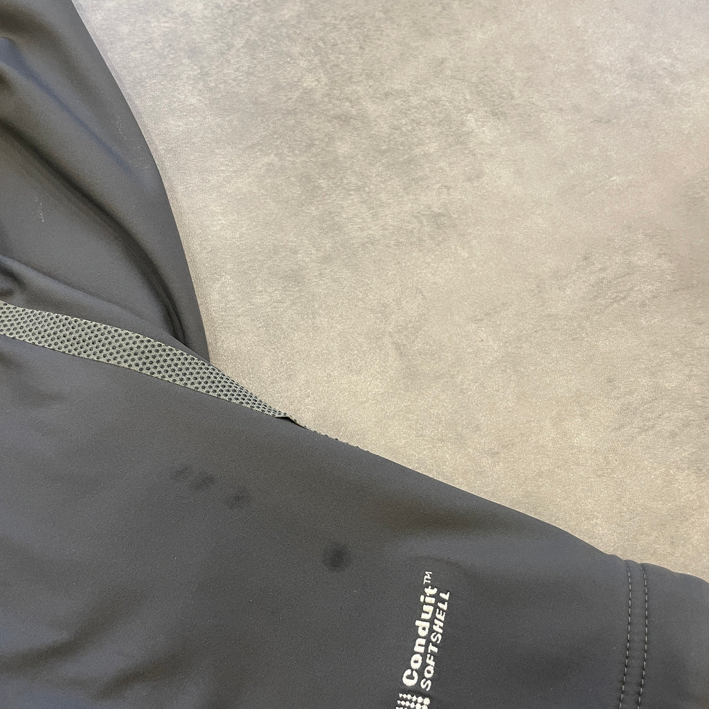 00s Mountain Hardwear Conduit Soft Shell Jacket